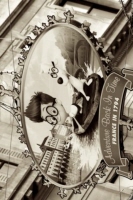 o_11_london_sepia