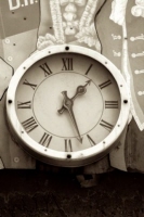 o_9_london_sepia