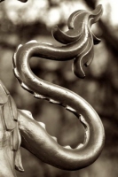 s_9_london_sepia