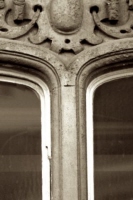 y_4_london_sepia