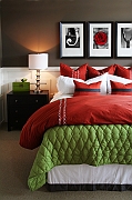 alphabet_photo_bedroom