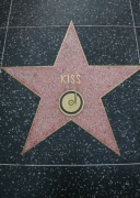 kiss