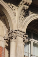 y_8_london_color