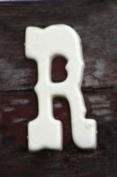 The Letter r_4 - Caribbean - Color