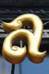 The Letter a_14 - London - Color