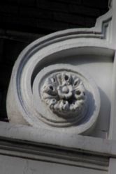 The Letter g_3 - London - Color