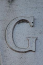 The Letter g_8 - London - Color