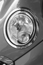 The Letter o_50 - London - Black & White