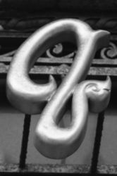 The Letter q_2 - London - Black & White