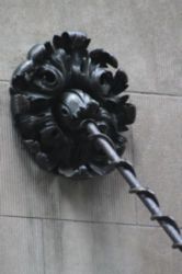 The Letter q_3 - NYC - Color