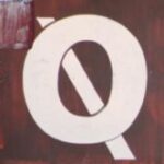 The Letter q_5 - PARIS - Color