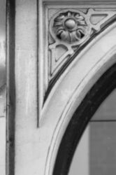 The Letter r_6 - London - Black & White