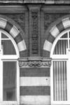 The Letter y_6 - London - Black & White